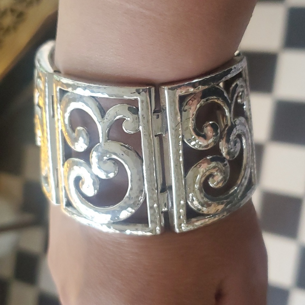 Brighton Vennia Scroll bracelet